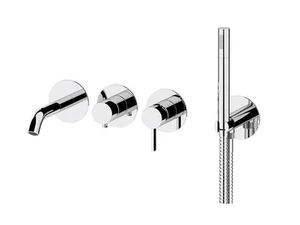 METRICA - Recessed bathtub set with hand shower _ Remer Rubinetterie